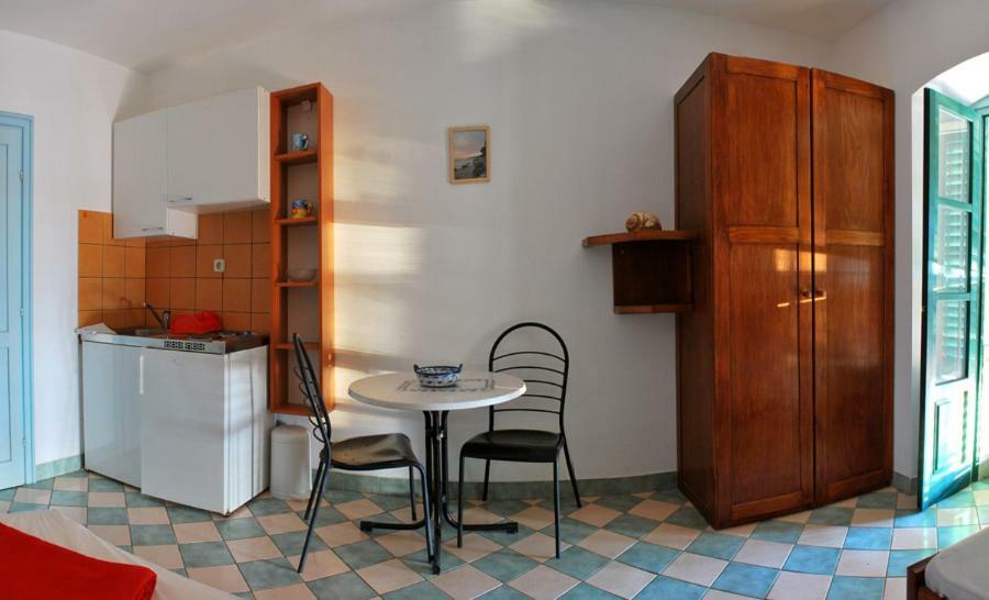 Apartments Martina Brist Buitenkant foto