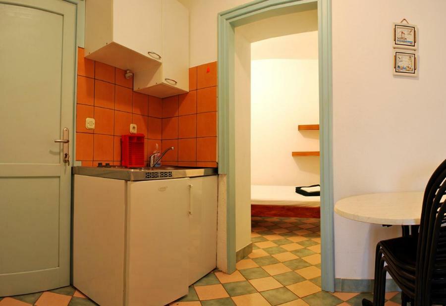 Apartments Martina Brist Buitenkant foto